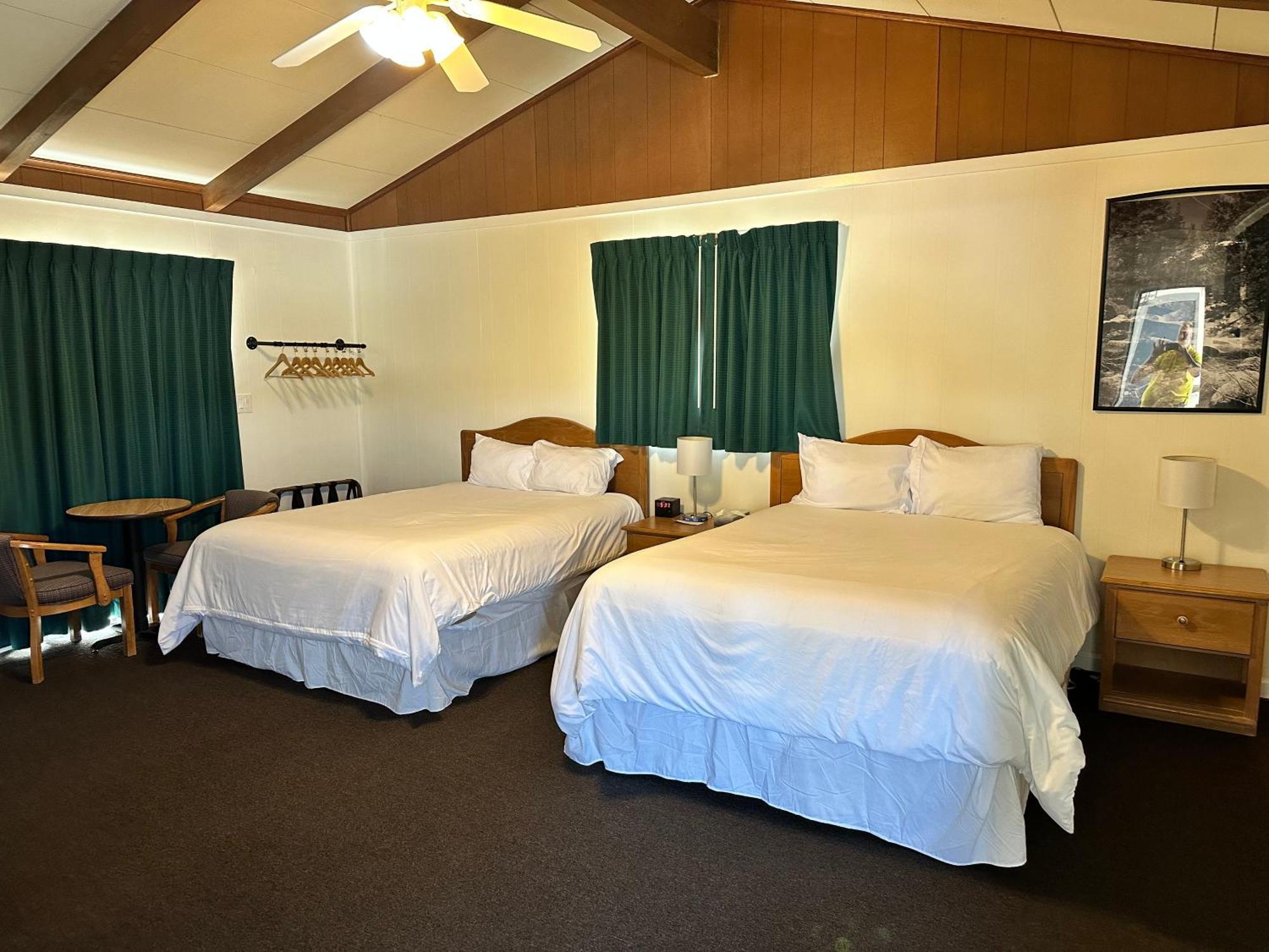 Meadowcliff Lodge Coleville Exterior foto
