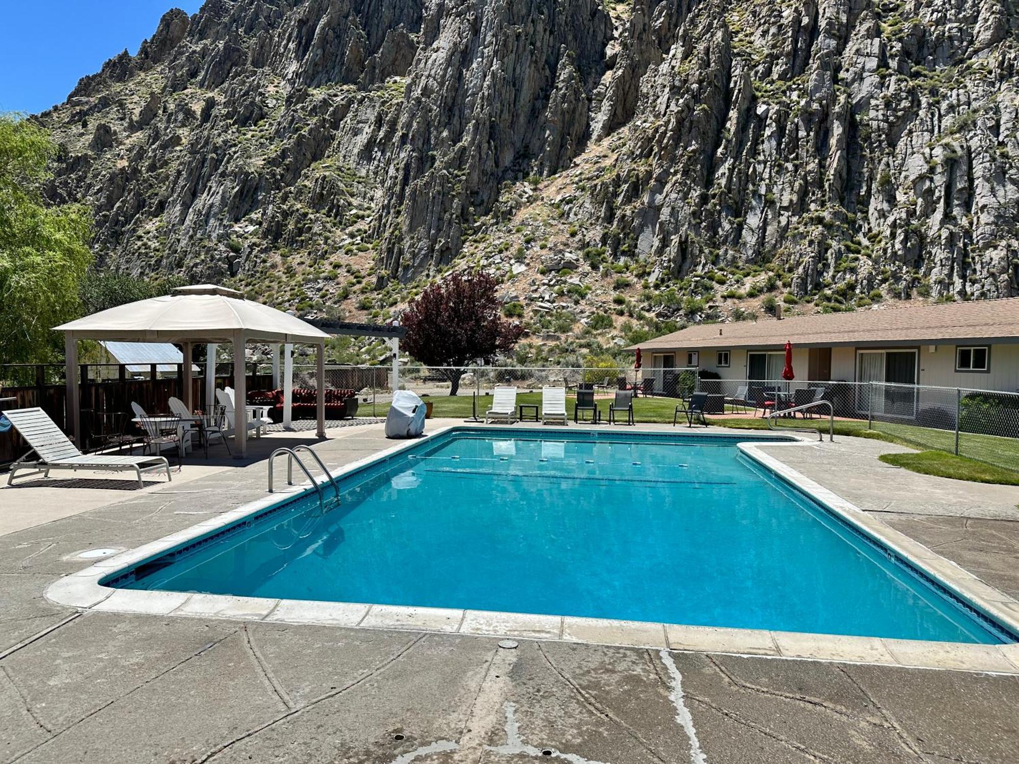 Meadowcliff Lodge Coleville Exterior foto